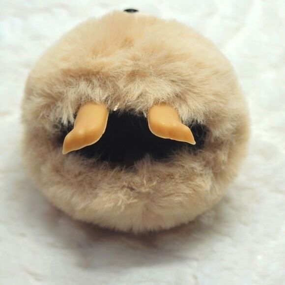 BBW Pomeranian Pup Dog PocketBac Holder Rare Find Soft Faux Fur New OOS - Picture 9 of 10